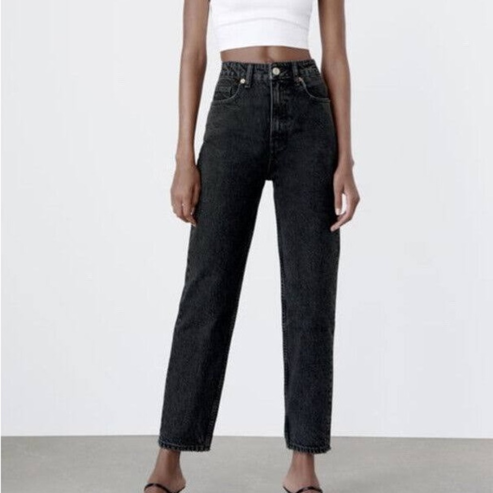 Zara Mom Fit Jeans